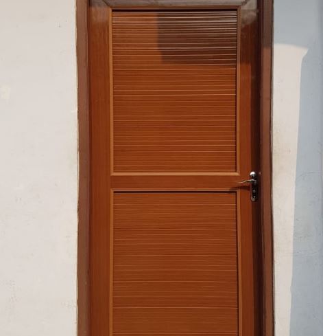 Kelebihan Dan Kekurangan Material PVC Untuk Pintu Kamar Mandi