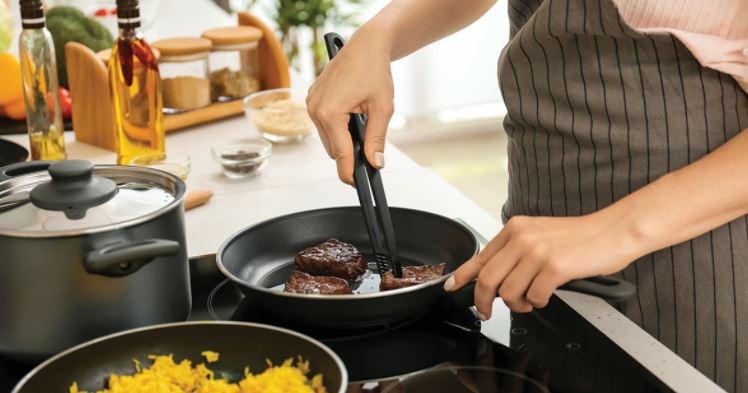 TIPS Menghemat Penggunaan Gas Saat Memasak